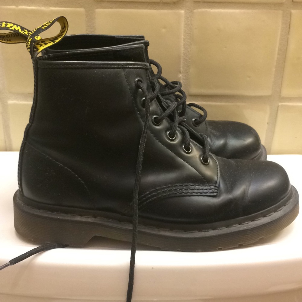 Dr.Martens 6 holes
